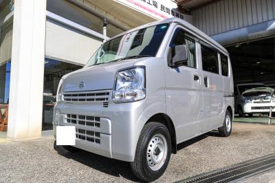 日産　NV100クリッパーバン