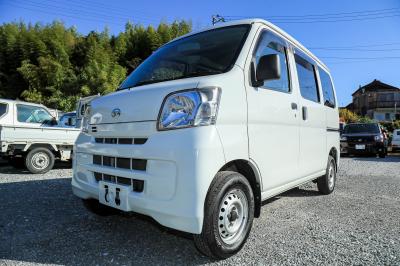ダイハツ ハイゼットカーゴ